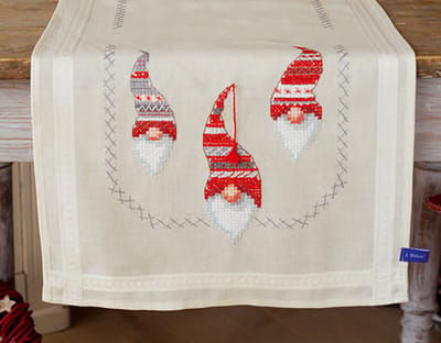 Vervaco - Loper kit - Kerst - Kerstkaboutertjes - PN-0155966 - Borduren - Borduurpakket - Borduurpakket volwassenen - Borduurpakket kind