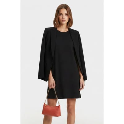 Coccinelle Shoulder Chain Bag In Grained Leather Maat: OS | Crossbodytassen Outlet | Dames