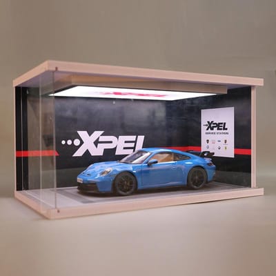 1:18 Automodellen Parkeerplaats Massief Parkeergarage Model Met Verlichting En Acryl Stofkap