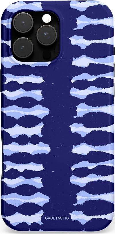 Casetastic hoesje geschikt voor Apple iPhone 16 Pro Max - MagSafe - Dubbellaagse bescherming - Golven in blauw - Fashion Case - Donkerblauw Lavendel Lichtgrijs