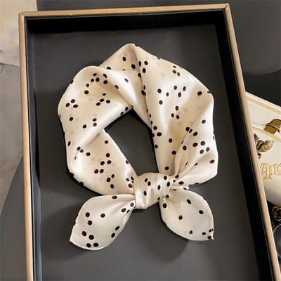 53cm Vierkante Zijden Sjaal Dames Natuur Zijde Satijn Nekdoek Haarlintjes Dame Kantoorsjaaltjes Meisjescadeau Bandana Foulard Kleine Sjaals white