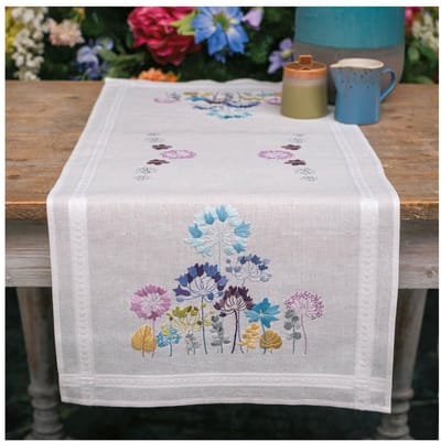 Vervaco - Loper kit - Allium in blauw en paars - PN-0198829 - Borduren - Borduurpakket - Borduurpakket volwassenen - Borduurpakket kind