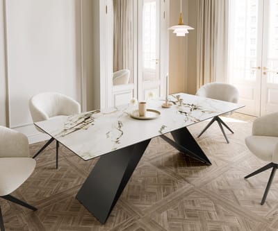 Eetkamertafel Edge keramiek Calacatta Luxe wit-goud-grijs 180-220x100 V-frame vlak staal zwart uitschuifbaar