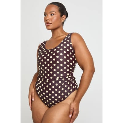 boohoo Dames Plus Buikcontrolerende Badpak Met Polkadots En Ronde Hals | Chocoladebruin | Maat: 44