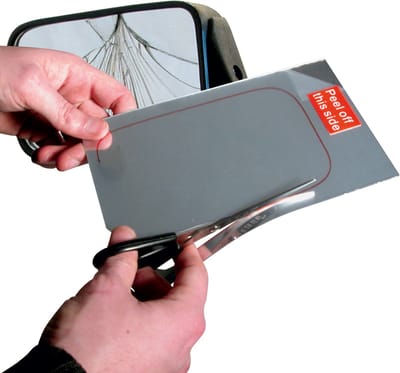 Carpoint Spiegel Reparatiekit – Zelfklevend – Op Maat te Knippen – Universeel toepasbaar – Tijdelijke Oplossing - Afmeting 12,5x20cm