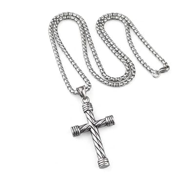 Zilverkleurige kruis hanger ketting voor heren – robuuste schakelketting met gedetailleerd design