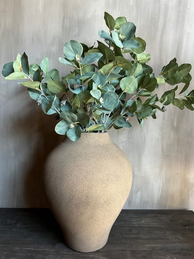 Still| vaas| conische vaas| aardewerk vaas| kleur LATTE} H45XD35 CM