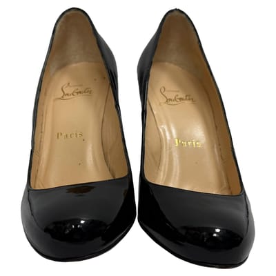 Christian Louboutin Fifi pumps in zwart lakleer