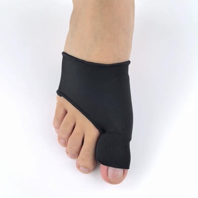 Grote teen sleeve, Grip inzetstuk & Gel kussentje, Teen scheider halve sokken, Voetverzorgingsinstrument Geschikt voor dames en heren zwart