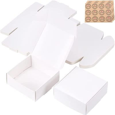 Witte geschenkdozen van kraftpapier - 30 stuks - Mini cadeauboxen voor bruiloft, verjaardag, doop en Kerstmis (7,5 x 7,5 x 3 cm)