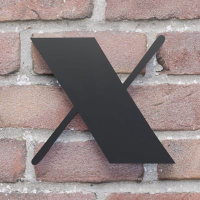 Huisnummer Broadway X zwart - Huisnummerbord - 10 cm - zelfklevend