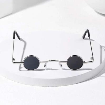 Vintage Rock Punk Kleine Ronde Zonnebril Brede Brug Metalen Montuur Zwart Glas Rijbril voor Mannen Vrouwen black