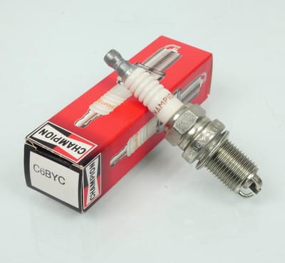 Bougie allumage Champion C6BYC pour moto BMW 1100 R Rs 1992 à 2001 BCPR7ET Neuf