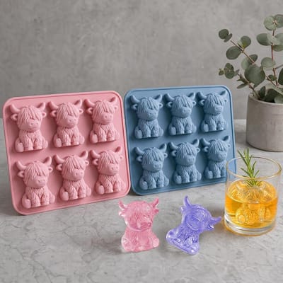 SnelShoppen - 2x 3D Silicone IJsblokjesvormen Highland Cow, Herbruikbare Siliconen IJsblokjes Mallen, 6 Compartimenten, Gemakkelijk te Verwijderen, Pe