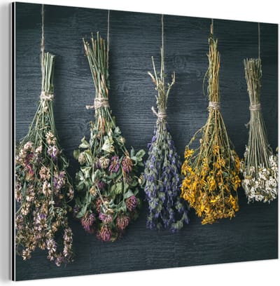 Aluminium schilderij 80x60 cm - Wanddecoratie metaal - Droogbloemen - Bloemen - Boeket - Stilleven - Touw - Bundel - Metalen muurdecoratie woonkamer - Decoratie industrieel - Foto op dibond - Industriële accessoires slaapkamer