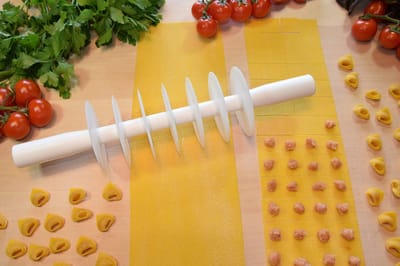 SnelShoppen - Deegroller voor Bladeren met Gladde Messen, Hoge Kwaliteit Pompon, Ideaal voor Bakken en Koken in de Keuken, Voor Taarten, Pizzadeeg en
