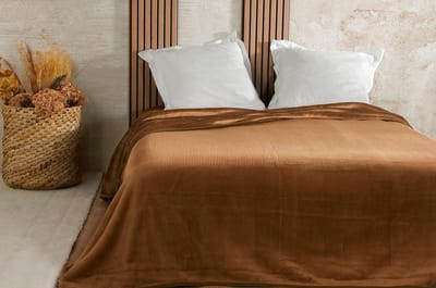 Famanu – Luxe fluwelen bedspreiset - 240 x 260 cm - bruin - gewatteerd en stijlvol - geschikt voor bed - bank of decoratie - voegt warmte en comfort toe