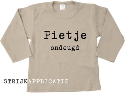Strijkapplicatie Pietje Ondeugd – Zwart Flock – 16 x 7,5 cm – sinterklaas shirt maken - Pimp Studio