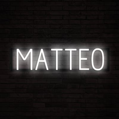MATTEO - Neon LED Lamp Kinderkamer | SpellBrite | 64,5 x 16 cm | 6 Dimstanden & 8 Lichtanimaties | Naamlamp Wandlamp Neon Verlichting