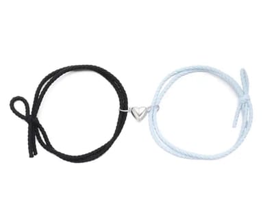 Akyol - koppel armband - Valentijn voor hem en haar - Liefdes Cadeau - Romantisch - Cadeau voor je vrouw of vriendin – vrouwen cadeautjes – magneten – Zwarte/witte armband - liefdes armband - hartjes armband - valentijns armband - valentijn