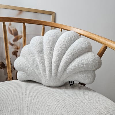 Decordruk Soft Loop - Sierkussen - Witte Muschel - 35x50 cm - Boucle Stof