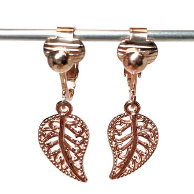 Clip Oorbellen - Oorclips - Rozegouden Blad - Hangoorbellen - MNQ bijoux