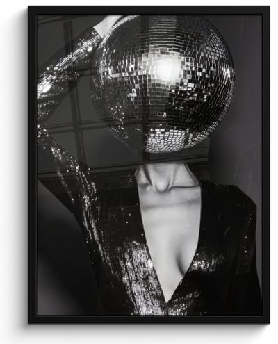 Poster in lijst - Fotolijst 60x80 cm - Posters - Discobal - Gezicht - Glamour - Zwart - Posterlijst zwart - Decoratie - Wanddecoratie woonkamer - Muurdecoratie slaapkamer