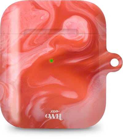 xoxo Wildhearts hoesje geschikt voor Airpods 1/2 - Marble Red Lips - Ook als telefoonhoesje verkrijgbaar - schokbestendige case geschikt voor Airpod 1 en 2 - koptelefoon case - Beschermhoes met marmerprint - marmer look - rood