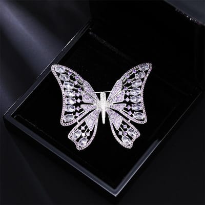 Dames Licht Luxe Design Elegante Ingezette Zirkoon Vlinder Broche Modieuze En Veelzijdige Niche Design Gevoel Broche black