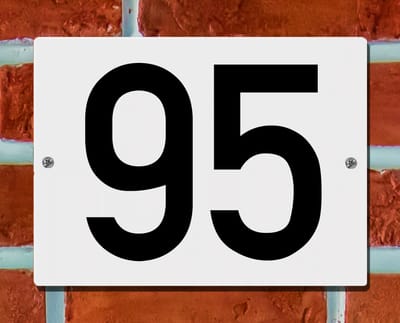 Huisnummerbord Wit - Nummer 95 - 15 x 12 cm - incl. bevestiging | - naambord - nummerbord - voordeur