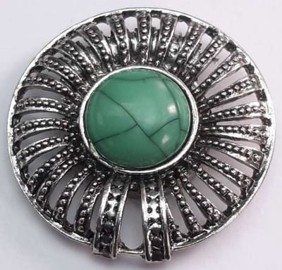 Magneet Broche - rond - edelsteen - groen- howliet - sluiten voor - omslagdoek - sjaal - vest - zonder gaatjes te veroorzaken.