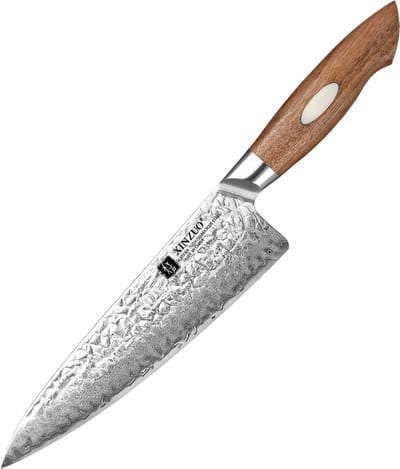 Koksmes van gehamerd Japans 67-laags Damascus Staal | Proffessioneel keukenmes met handvat van Walnoothout | B46W Series