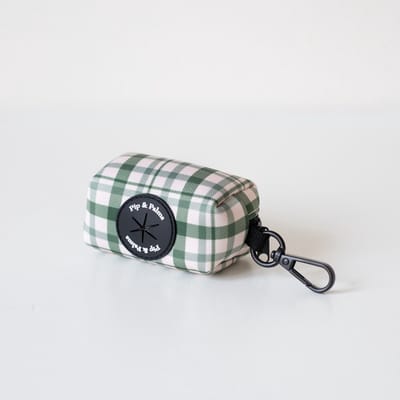Pip & Palms - Honden Poepzakjeshouder Perfect Picnic - Groen - 9x5x5 cm - Incl. rol poepzakjes - Met Ritssluiting - Poepzakhouder - Poepzakjesdispenser