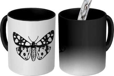 Magische Mok - Foto op Warmte Mokken - Koffiemok - Vlinder - Botanisch - Vintage - Zwart wit - Magic Mok - Beker - 350 ML - Theemok