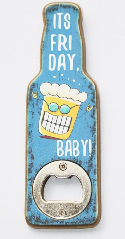Houten Flesopener met "Its Friday Baby"