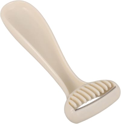 Haarverwijderaar Handmatig - Lichaamstrimmer Dames - Gladde Huid - Minder Huidirritatie - 12 x 4.7 x 2 cm - Beige