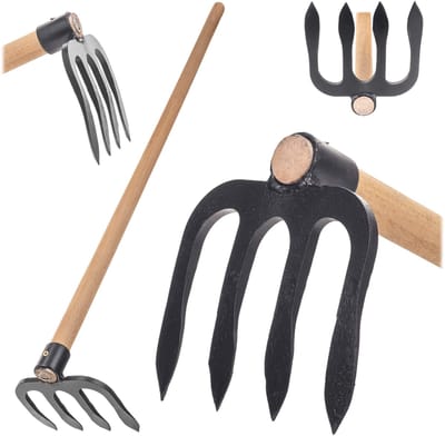 Husby gesmede schoffel, viertandig, 15 x 17 cm met steel