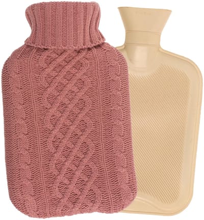 Dailygoods- Warmwaterkruik 1,7 liter - Gebreide Hoes - Vlechtpatroon - Behaaglijke Warmtedispenser - Herbruikbaar - Veilig en Zacht - Warmwaterfles