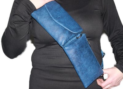 Oi donker blauw gemêleerd Schoudertasje / damestas zacht leder / blauwe crossbody bag / tasje om schuin te dragen / 2-manieren tasje soft leder / blauw leer / 472Navy