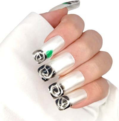 SD Press on Nails - No. 1 Bed Of Roses - Plaknagels met nagellijm - Pearly en Zwarte rozen - Set 20 Nagels - Handmade - Lang Recht - Kunstnagels - Nail Art - Handgemaakt - Gellak - Nagellak - Accessoires