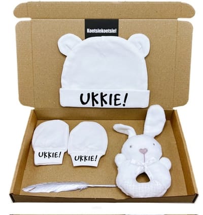 Cadeau zwangerschap, zwangerschapscadeau, kraamcadeau unisex, cadeau babyshower, cadeau gender reveal, babymuts en rammelaar, kan ook rechtstreeks worden verstuurd