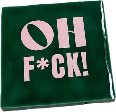 Hippe tegeltje met tekst: Oh Fuck | Dennengroen met pastel roze | Gepersonaliseerde cadeau | Hippe Spreuktegel | Nieuwe woning cadeau | Housewarming cadeau