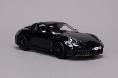 Maisto 1/18 Porsche 911 (992.2) Targa 4 GTS - Zwart metallic