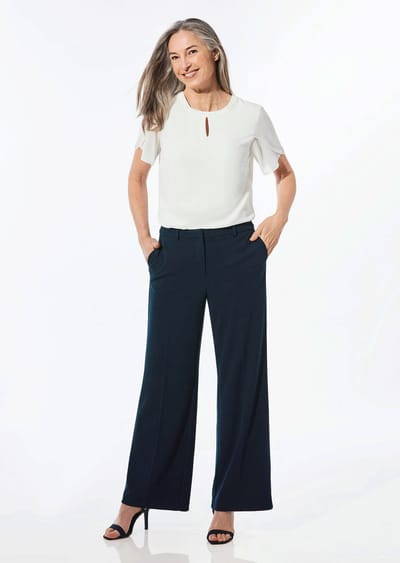 Wijde broek VERA met gestreken vouwen - marine - Gr. 40 van Goldner Fashion