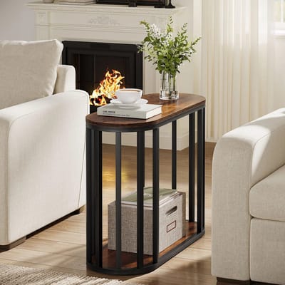 QUESTYR Smalle Bijzettafel met Opbergruimte – Industrieel – 2‑Laags – Zwart Metaal & Houtlook – Compact Nachtkastje / Banktafel