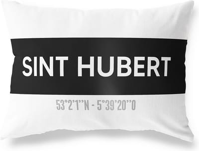 Tuinkussen SINT HUBERT - NOORD-BRABANT met coördinaten - Buitenkussen - Bootkussen - Weerbestendig - Jouw Plaats - Studio216 - Modern - Zwart-Wit - 50x30cm