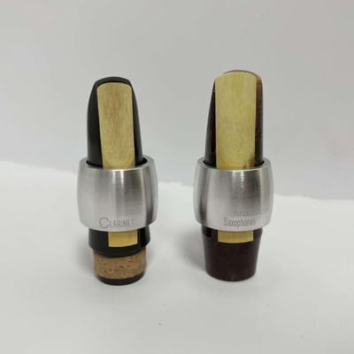 Dailygoods- Ligatuur Riet Clip Klem - Voor Altsaxofoon/Klarinet - Nauwkeurige Aanscherping - Zilverachtig Metaal - 36 x 26,5 mm - Verbeterd Geluid - Rietklem