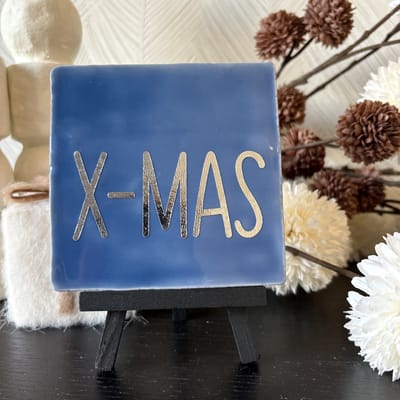 Hartjespost | Tegeltje X-mas blauw, zilver | schoencadeautjes sinterklaas | tegeltjes met tekst | spreuktegel | tegeltjeswijsheden | Christmas | Xmas | kerstmis | decoratie kerst | 10x10