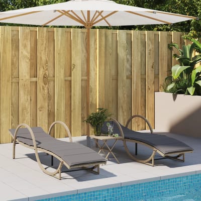 vidaXL - Ligstoelen - 2 - st - met - tafel - poly - rattan - beige
