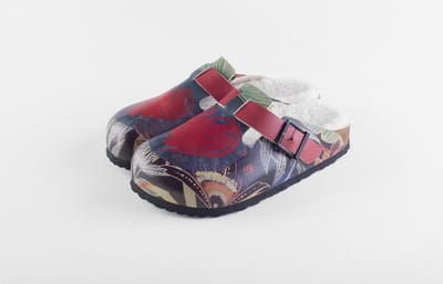 GOBY Clogs met Red Heart Ontwerp – Handgemaakt – Hoge Kwaliteit – Maat 35